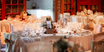 Hochzeit - Hochzeits-Stil: Rustic - Flonheim - Der große Festsaal des Junghof Undenheim in Rheinland-Pfalz. - JUNGHOF Weingut & Gutsgastronomie