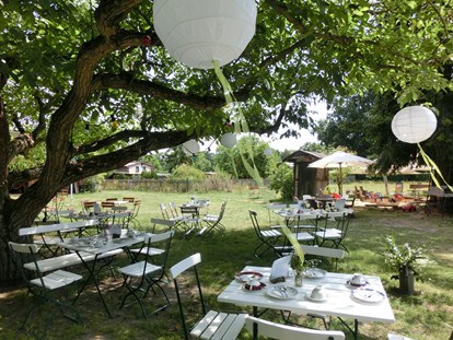 Hochzeit - Art der Location: Scheune - Spielplatz im Hintergrund... - Alte Försterei