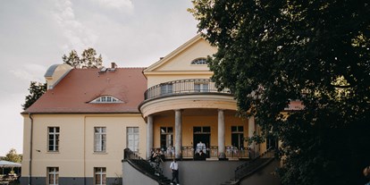 Hochzeit - Berlin-Stadt - Das Gutshaus Neukladow im Stadtteil Berlin - Kladow. - Gutshaus Neukladow