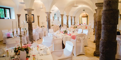 Hochzeit - Herbsthochzeit - Wernberg - Der Anna-Neumann-Saal bietet Platz für bis zu 90 Hochzeitsgäste. - Schloss Wasserleonburg