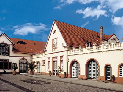 Hochzeit - Hochzeits-Stil: Industrial - Der Innenhof  - Palais Schloss Wachenheim