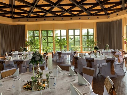 Hochzeit - Hochzeits-Stil: Fine-Art - Langenselbold - Saal Europa - Hotel Restaurant Dragonerbau