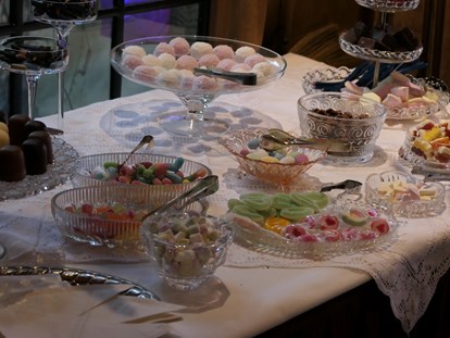 Hochzeit - Hochzeits-Stil: Traditionell - Erwitte - Candybar - Eventbauernhof Sprikeltrix