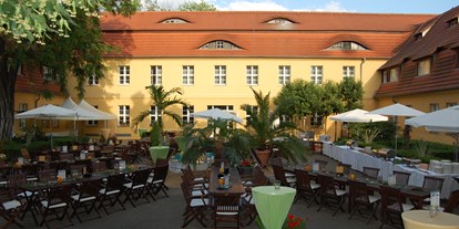Hochzeit - Festzelt - Nuthe-Urstromtal - Innenhof - Hotel VIERSEITHOF Luckenwalde