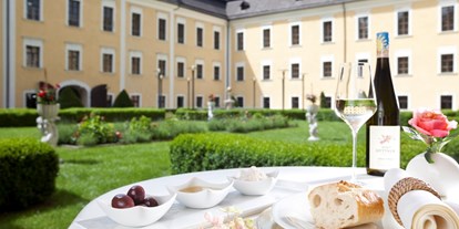 Hochzeit - Preisniveau: moderat - Oberösterreich - Schlossgarten - Schlosshotel Mondsee