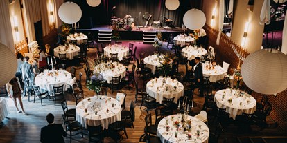 Hochzeit - Geeignet für: Firmenweihnachtsfeier - Altlandsberg - Festsaal ohne Hussen
 - freiheit fünfzehn