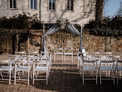Hochzeit - Art der Location: Wintergarten - Freie Trauung  - Landgut Schloss Michelfeld 
