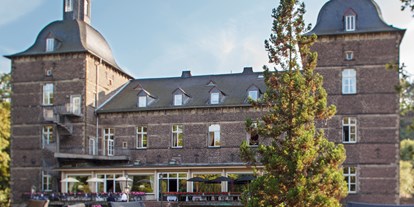 Hochzeit - nächstes Hotel - Willich - Parkansicht  - Schlosshotel Hugenpoet