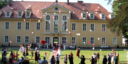 Hochzeit - Umgebung: am See - Den Nachmittag gestallten können Sie individuell nach Ihren Wünschen. - Barockschloss Oberlichtenau