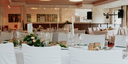 Hochzeit - Hochzeitsessen: À la carte - Edertal - Festsaal - Waldhotel Elfbuchen 