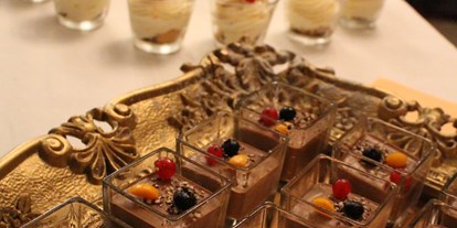 Hochzeit - Geeignet für: Produktpräsentation - Franken - Dessertbuffet - Romantische Scheune