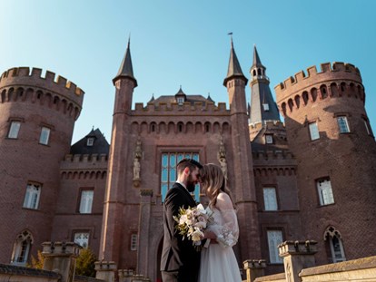 Hochzeit - Art der Location: im Freien - Niederrhein - Schloss Moyland Tagen & Feiern