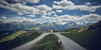 Hochzeit - Ladestation für Elektroautos - Kitzbühel - Ausblick Dachterrasse Gipfeltreffen - Gipfeltreffen | Zillertal Arena