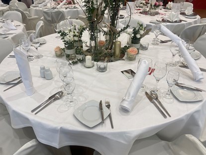 Hochzeit - Hochzeitsessen: À la carte - Schlosscafe Location & Konditorei / Restaurant