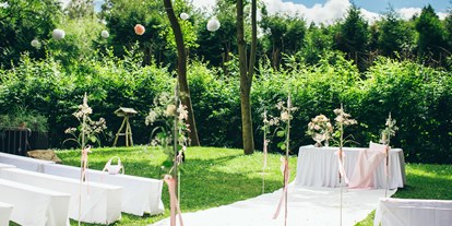 Hochzeit - Hochzeitsessen: 5-Gänge Hochzeitsmenü - Trebur - Freie Trauung im Garten - Villa im Tal