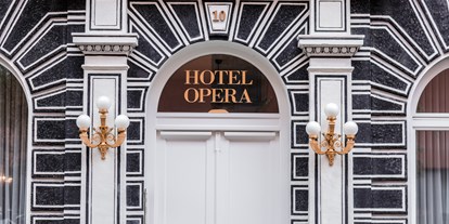 Hochzeit - Parkplatz: kostenpflichtig - Münchner Umland - Hotel Opéra München