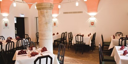 Hochzeit - Art der Location: Restaurant - Oberpfalz - Freundschaftszimmer - Regensburger Ratskeller