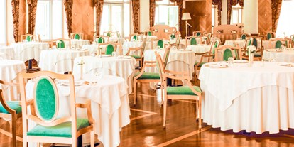 Hochzeit - Hochzeits-Stil: Rustic - Trentino - Saal Sissi - perfekt für Hochzeitsfeiern geeignet - Grand Hotel Imperial