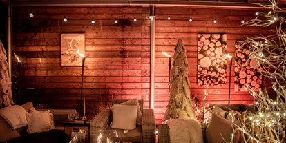 Hochzeit - Trauung im Freien - Groß-Zimmern - Winter-Deko in der Lounge - Unique Eventlocation
