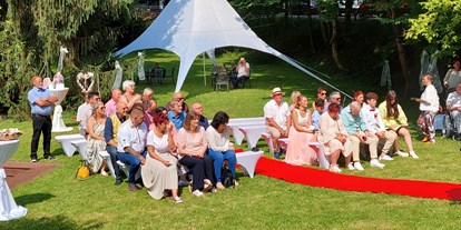 Hochzeit - Hochzeitsessen: Catering - Hunsrück - Freie Trauung im großen Garten - Wald Villa Üssbach