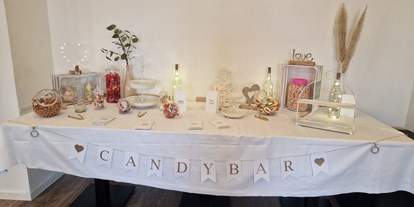 Hochzeit - Hochzeitsessen: À la carte - Sweet Candy-Bar - Villa Katzenbuckel