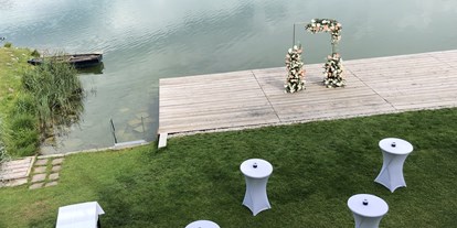 Hochzeit - Geeignet für: Private Feier (Taufe, Erstkommunion,...) - Bayrischzell - Prosecco-Empfang am See - Restaurant Fischerstube