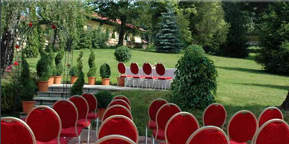 Hochzeit - barrierefreie Location - Gansbach - Standesamtliche /Kirchlichen Trauung im Parkgarten - Hochzeitslocation - Hotel - Eventrestaurant - Pedros