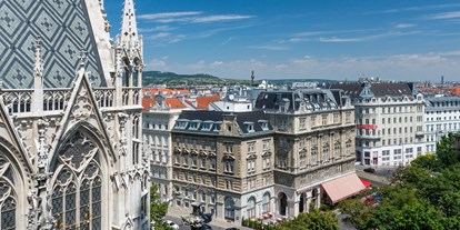Hochzeit - Parkplatz: kostenpflichtig - Wien-Stadt Alsergrund - Außenansicht von Votiv Kirche - Hotel Regina Wien