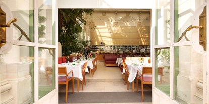 Hochzeit - Preisniveau: hochpreisig - Kottingbrunn - Palmenhaus - Cafe Brasserie Bar