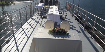 Hochzeit - Art der Location: Schiff - Munderfing - Dekovariante am Sonnendeck - Mondsee Schifffahrt Hemetsberger