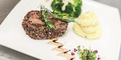 Hochzeit - Preisniveau: moderat - Tieschen - Steak Spezialitäten - Hotel Raffel