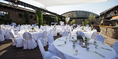 Hochzeit - Hochzeits-Stil: Urban Chic - Monheim am Rhein - BIERGARTEN - OPEN AIR - DIE HALLE Tor 2