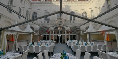 Hochzeit - Geeignet für: Firmenweihnachtsfeier - Dresden - Kurländer Palais