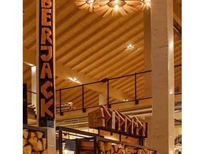 Hochzeit - Art der Location: ausgefallene Location - Lumberjack Bio Bergrestaurant
