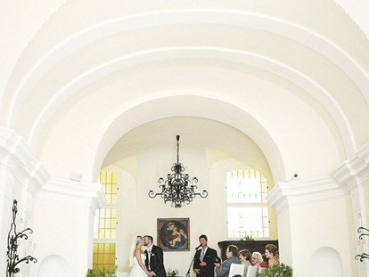 Hochzeit - Art der Location: im Freien - St. Pölten - Schloss Gurhof / Hochzeit in der Kapelle  - Schloss Gurhof 