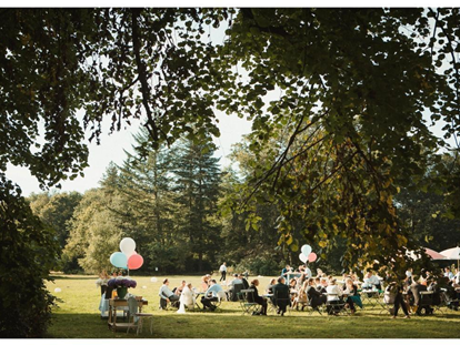 Hochzeit - Kinderbetreuung - Gartenhochzeit im Schlosspark - Schloss Stülpe
