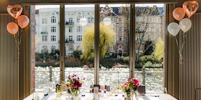 Hochzeit - Umgebung: am Fluss - Berlin-Stadt Kreuzberg - CARL & SOPHIE Spree Restaurant