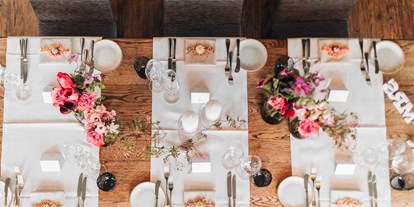 Hochzeit - Herbsthochzeit - Altlandsberg - Tisch - CARL & SOPHIE Spree Restaurant