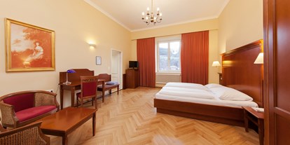Hochzeit - Herbsthochzeit - Wiener Alpen - Superior-Zimmer - Hotel Marienhof