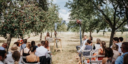 Hochzeit - Umgebung: in Weingärten - Eure Hochzeit im Weingut Nico Sonntag. - Weingut Nico Sonntag
