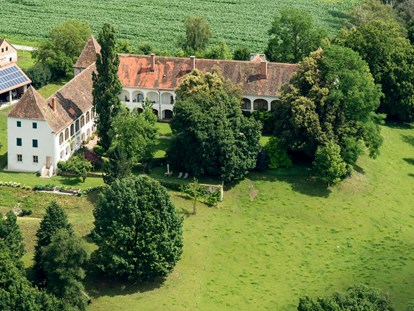 Hochzeit - Preisniveau: exklusiv - Gnas - Schloss Welsdorf - mitten im Grünen feiern! - Schloss Welsdorf