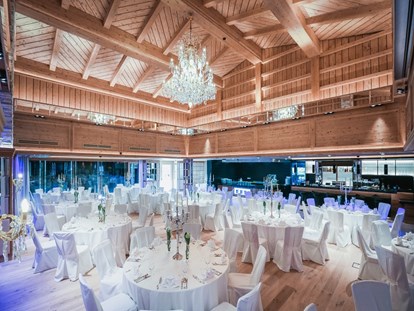 Hochzeit - Art der Location: Restaurant - Der große Festsaal des Greenvieh in Mieming. - Greenvieh Chalet