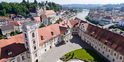 Hochzeit - Art der Location: Schloss - Steyr - Blick über die Dächer; Foto: Wolfgang Simlinger - Schloss Lamberg