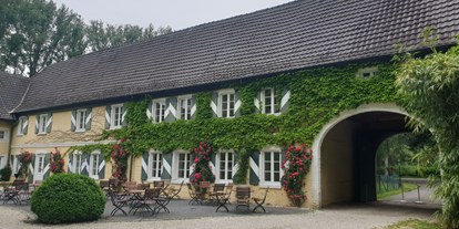 Hochzeit - Umgebung: mit Seeblick - Langenfeld (Mettmann) - Wasserburg Haus Graven