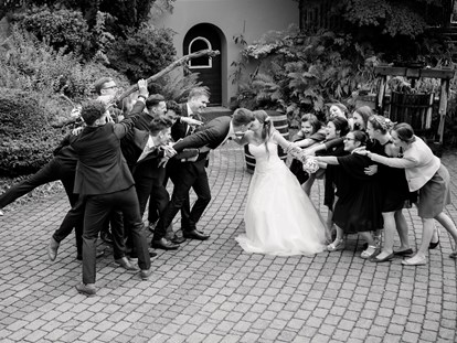 Hochzeit - Hochzeitsessen: Buffet - Österreich - Fotolocation im Innenhof - Jöbstl Stammhaus 