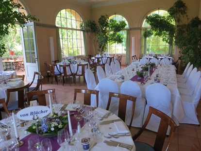 Hochzeit - Art der Location: Eventlocation - Schloss Ziethen - Orangerie Dinner - Schloss Ziethen