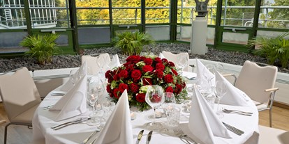 Hochzeit - Hochzeits-Stil: Modern - Wuppertal - Panoramarestaurant in der Stadthalle Hagen | Tischdekoration nach Ihren Wünschen - Panoramarestaurant in der Stadthalle Hagen