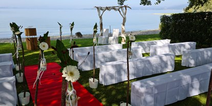 Hochzeit - Trauung im Freien - Meersburg - Eure Hochzeitslocation am Gnadensee. - Sekt am See