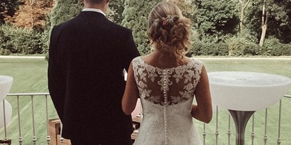 Hochzeit - Hochzeits-Stil: Traditionell - Mayen - Blick in den Park vom Balkon - Lenné Schlösschen