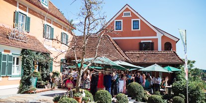 Hochzeit - Art der Location: ausgefallene Location - Kirchenwirt Hofer in der Steiermark - Eingangsbereich - Kirchenwirt Hofer